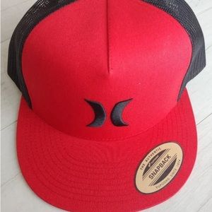 Hurley hat red and black snapback